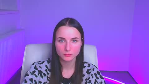 Snapshot of milly_liss chatting on 12.24.24 Milly online show from 12.24.24