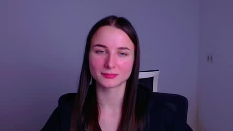 Snapshot of milly_liss chatting on 12.26.24 Milly online show from 12.26.24