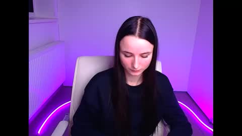 Snapshot of milly_liss chatting on 02.04.25 Milly online show from 02.04.25