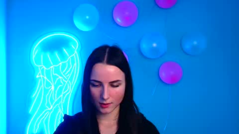 Snapshot of milly_liss chatting on 02.11.25 Milly online show from 02.11.25