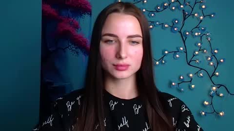 Snapshot of milly_liss chatting on 10.13.25 Milly online show from 10.13.25