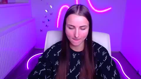 Snapshot of milly_liss chatting on 12.01.25 Milly online show from 12.01.25