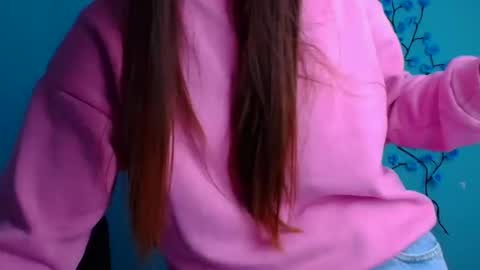 Snapshot of milly_liss chatting on 12.03.25 Milly online show from 12.03.25