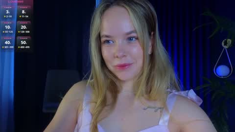 Snapshot of milly_shy chatting on 09.25.25 Milly online show from 09.25.25