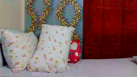 Snapshot of millysexylove chatting on 03.05.25 ayannamil online show from 03.05.25