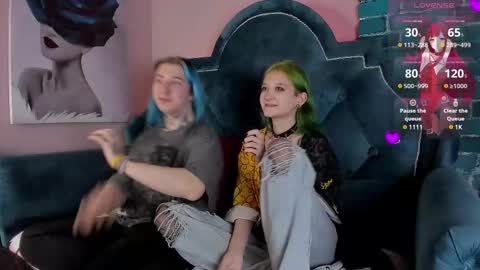 Snapshot of milten_trish chatting on 12.15.24 milten_trish online show from 12.15.24