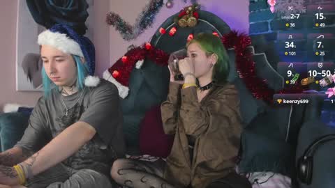 Snapshot of milten_trish chatting on 12.17.24 milten_trish online show from 12.17.24