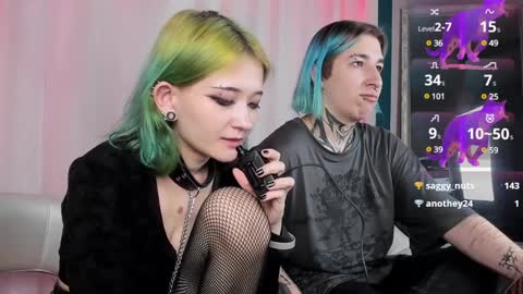 Snapshot of milten_trish chatting on 01.11.25 milten_trish online show from 01.11.25