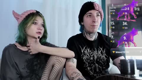 Snapshot of milten_trish chatting on 01.18.25 milten_trish online show from 01.18.25