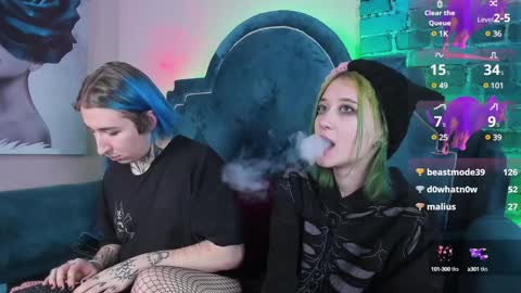 Snapshot of milten_trish chatting on 01.27.25 milten_trish online show from 01.27.25