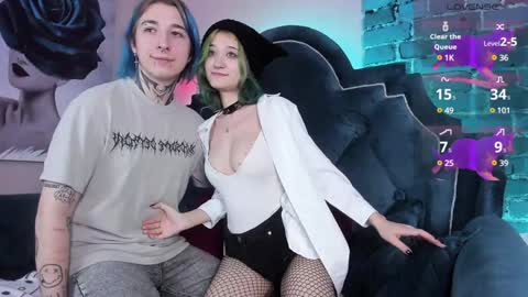 Snapshot of milten_trish chatting on 01.30.25 milten_trish online show from 01.30.25