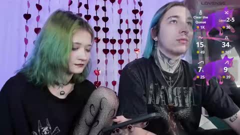 Snapshot of milten_trish chatting on 03.01.25 milten_trish online show from 03.01.25