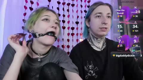 Snapshot of milten_trish chatting on 03.09.25 milten_trish online show from 03.09.25