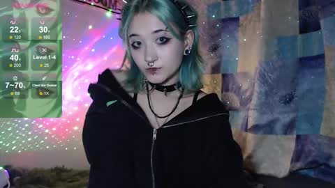 Snapshot of milten_trish chatting on 10.22.25 milten_trish online show from 10.22.25