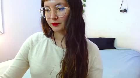 Snapshot of mily_baker chatting on 12.22.24 mily_baker online show from 12.22.24