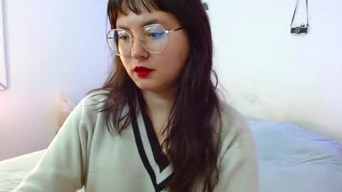 Snapshot of mily_baker chatting on 01.15.25 mily_baker online show from 01.15.25