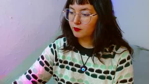 Snapshot of mily_baker chatting on 01.28.25 mily_baker online show from 01.28.25