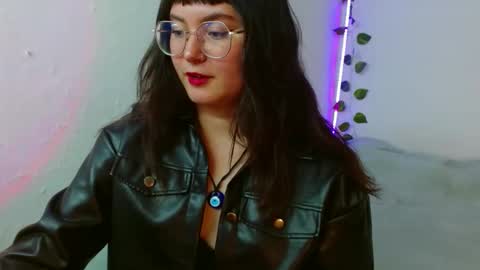 Snapshot of mily_baker chatting on 02.15.25 mily_baker online show from 02.15.25