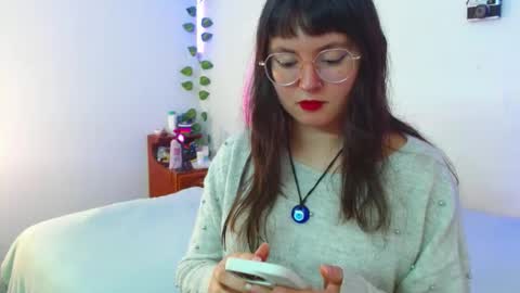 Snapshot of mily_baker chatting on 02.18.25 mily_baker online show from 02.18.25