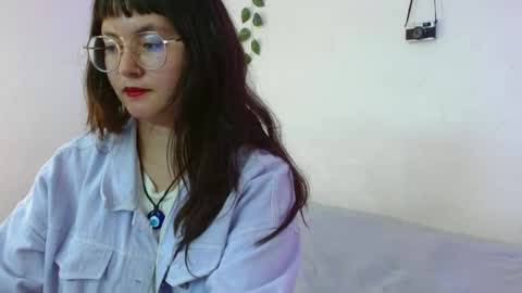 Snapshot of mily_baker chatting on 03.03.25 mily_baker online show from 03.03.25
