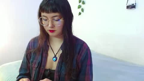 Snapshot of mily_baker chatting on 03.06.25 mily_baker online show from 03.06.25