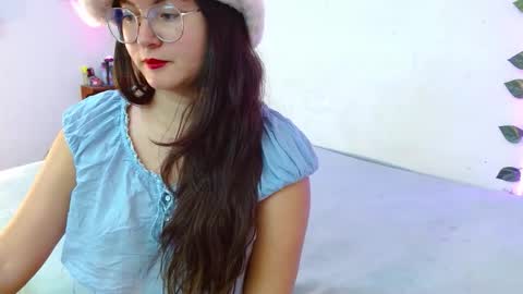 Snapshot of mily_baker chatting on 09.23.25 mily_baker online show from 09.23.25