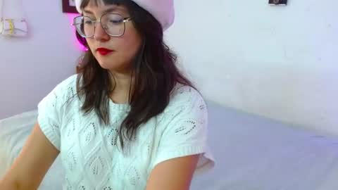 mily_baker online show from 06.11.26