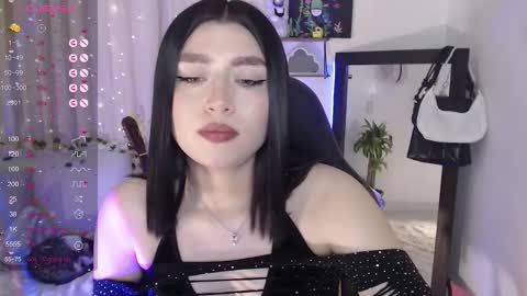 Snapshot of mily_thomson_b chatting on 10.17.25 Mily online show from 10.17.25