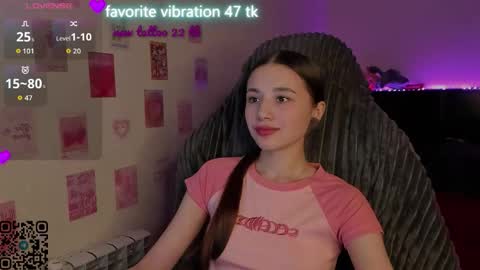 Snapshot of milyamess chatting on 02.08.26 Emily online show from 02.08.26