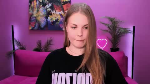 Kelly online show from 10.21.25