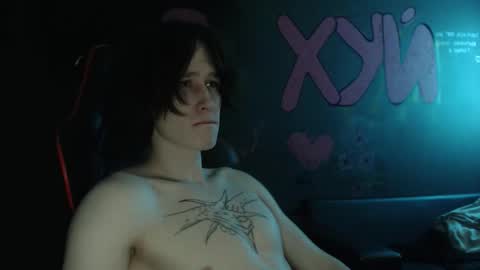 Max online show from 11.25.25