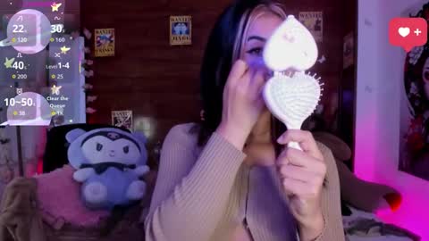 Snapshot of minami_nakamura chatting on 01.08.26 minami_nakamura online show from 01.08.26