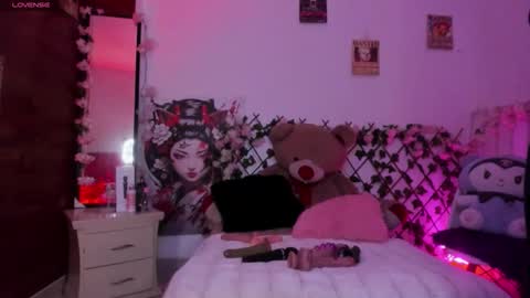 Snapshot of minami_nakamura chatting on 01.19.26 minami_nakamura online show from 01.19.26