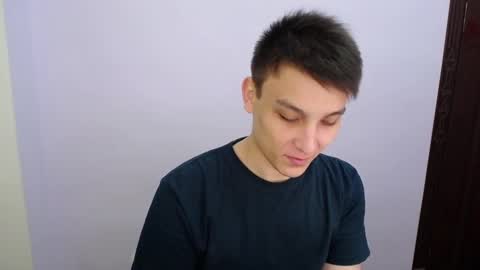 Snapshot of minato_kono chatting on 03.01.25 minato_kono online show from 03.01.25