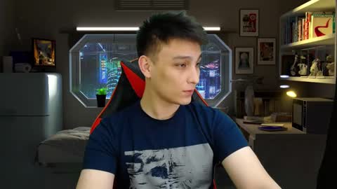 Snapshot of minato_kono chatting on 10.15.25 minato_kono online show from 10.15.25