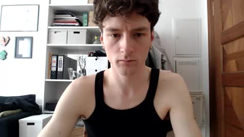 Snapshot of mindly chatting on 05.18.26 Mindly online show from 05.18.26