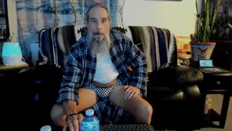 Snapshot of mindphuk chatting on 02.10.25 mindphuk online show from 02.10.25