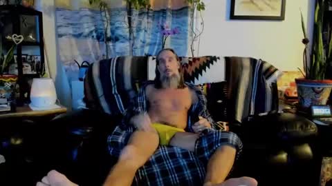 Snapshot of mindphuk chatting on 03.04.25 mindphuk online show from 03.04.25