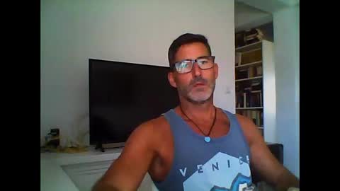 Snapshot of mindthestep chatting on 01.27.25 MIND online show from 01.27.25