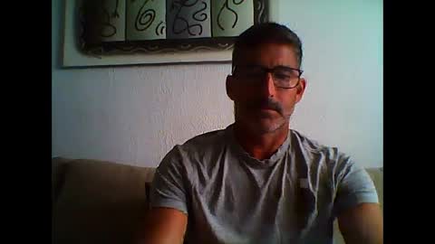 Snapshot of mindthestep chatting on 02.12.25 MIND online show from 02.12.25