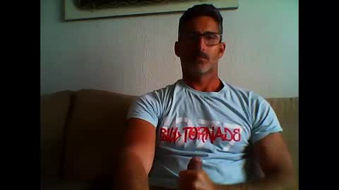 Snapshot of mindthestep chatting on 02.18.25 MIND online show from 02.18.25