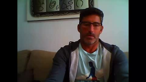 Snapshot of mindthestep chatting on 03.04.25 MIND online show from 03.04.25