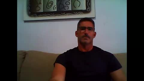 Snapshot of mindthestep chatting on 03.08.25 MIND online show from 03.08.25