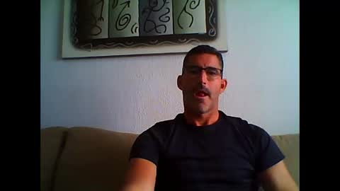 Snapshot of mindthestep chatting on 03.09.25 MIND online show from 03.09.25