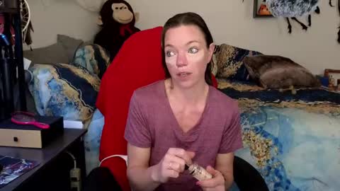 Snapshot of mindymars chatting on 02.14.25 Mindy Mars online show from 02.14.25