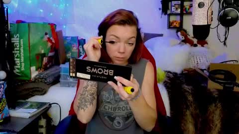 Mindy Mars online show from 12.19.25