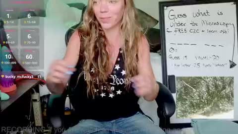Snapshot of mindymars chatting on 07.06.26 Mindy Mars online show from 07.06.26
