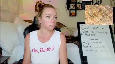Snapshot of mindymars chatting on 07.08.26 Mindy Mars online show from 07.08.26
