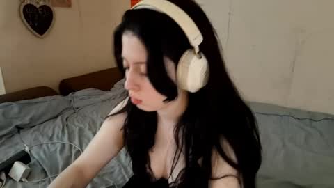 Mindy online show from 04.06.26