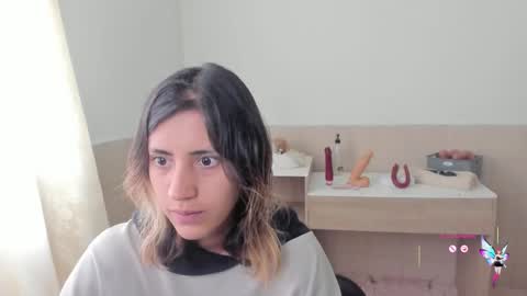 Snapshot of minefoxy2 chatting on 09.09.25 Amber online show from 09.09.25